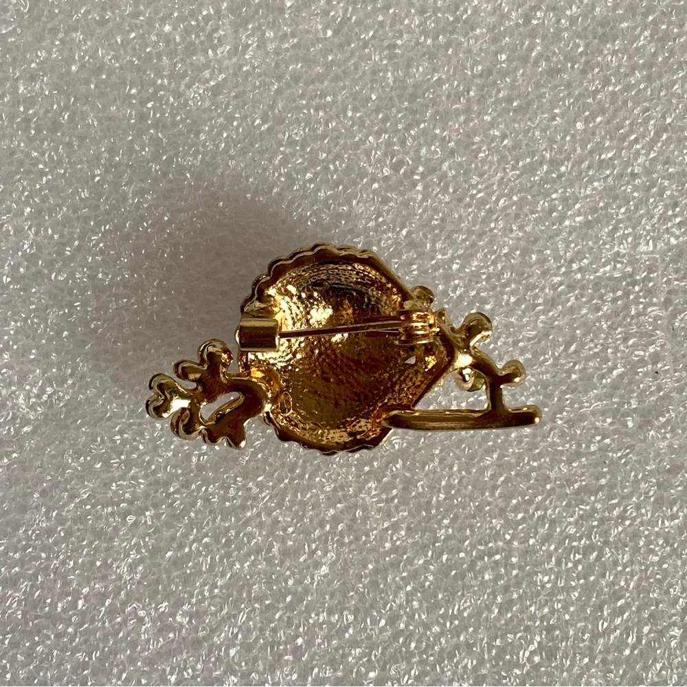 Seashell Rhinestone Brooch Pin - Picture 5 of 6
